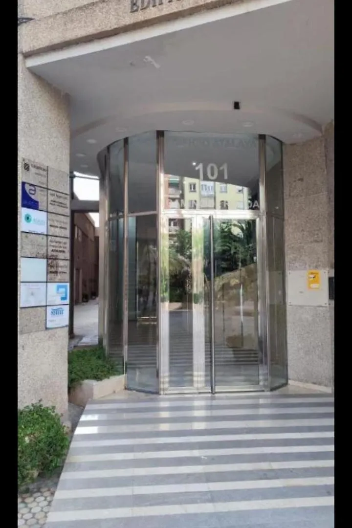 Homestay Habitacion Amplia Y Comoda Granada